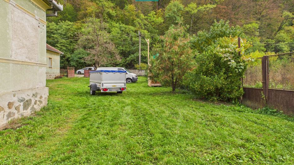 Casă cu teren generos Vărădia de Mureș - Stejar - Poză 31