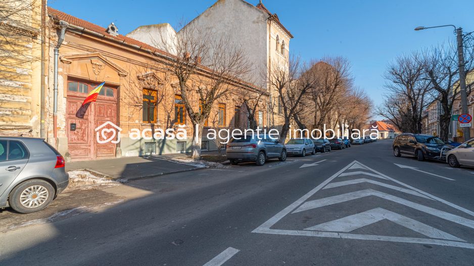 Apartament 2 camere parter înalt, amenajat complet. - Poză 1