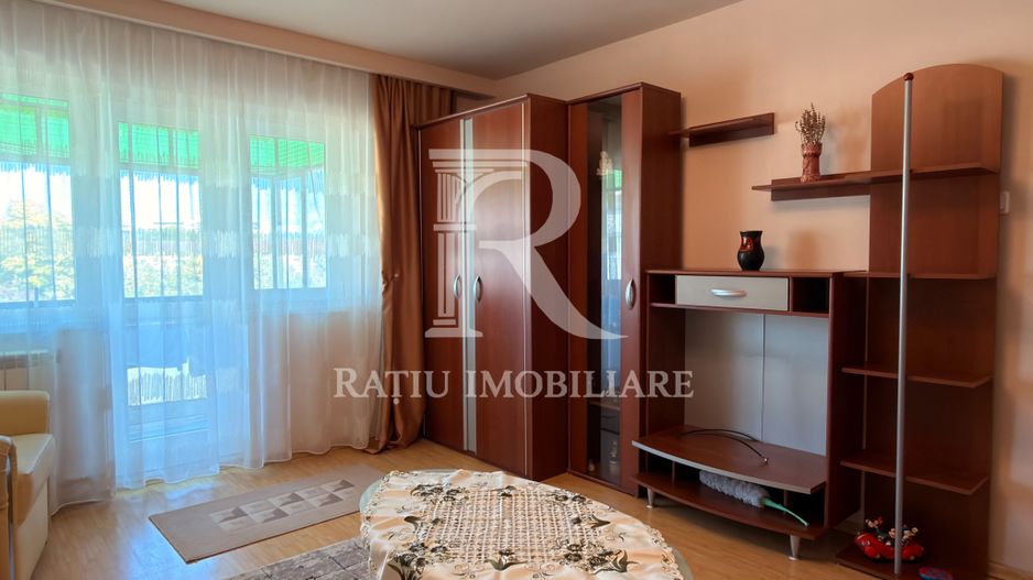 Apartament renovat 3 camere | Nufărul | Oradea - Poză 3