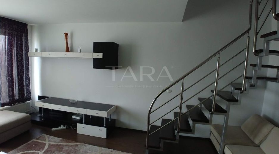 Apartament pe două niveluri cu garaj și parcare. - Poză 5