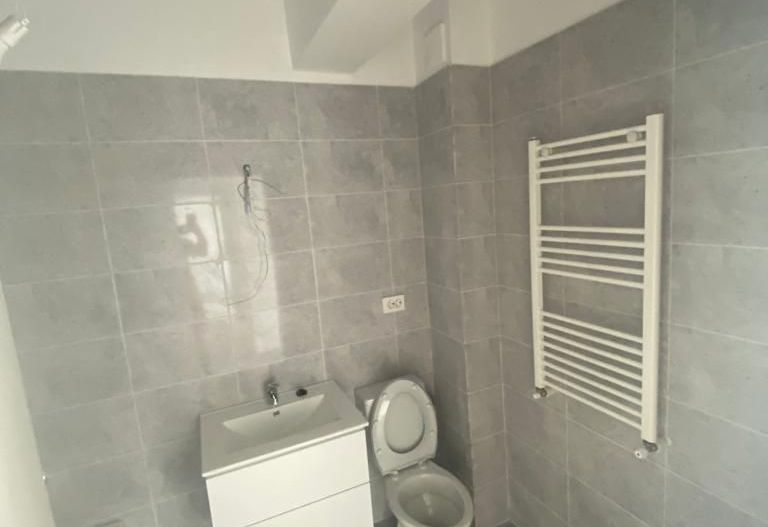 Apartament 2 Camere ,Grand Arena,sector 4 Mutere Imediata - Poză 8