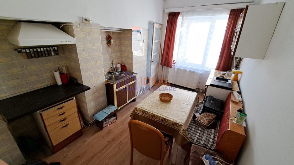 Apartament cu 2 camere si pivnita, zona Ultracentrala - Poză 5