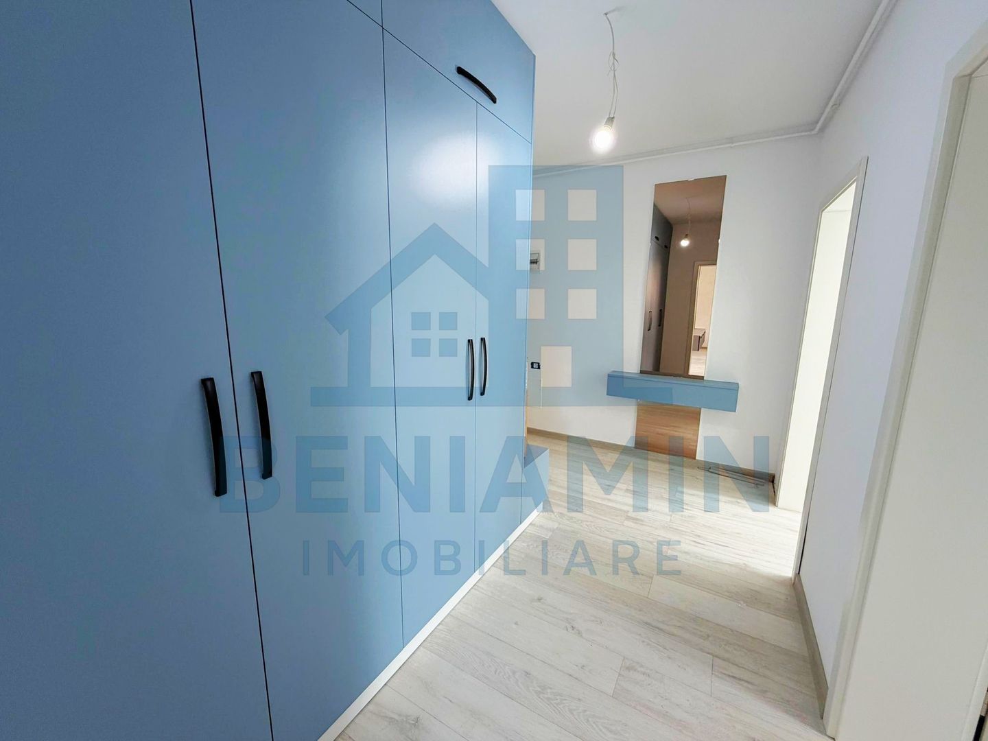 2 Camere-Coresi-Parcare subterana-55mp-Nelocuit-Mobilat-Utilat-Liber - Poză 8