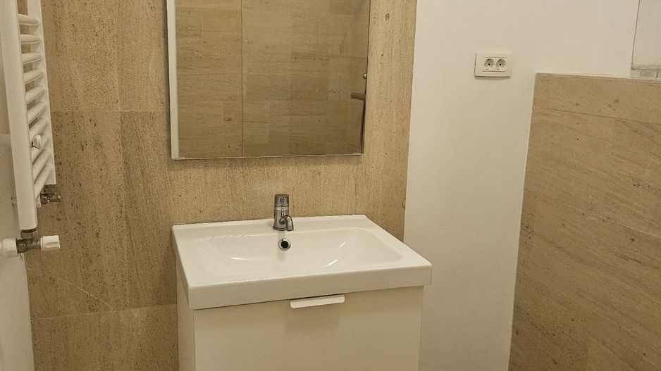 Apartament de închiriat cu 2 camere, în locație centrală, zona unirii - Poză 5