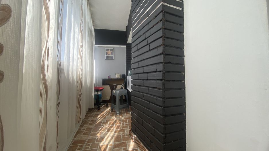 Compartimentare decomandata! Vanzare apartament cu 3 camere-Micro 11 - Poză 13
