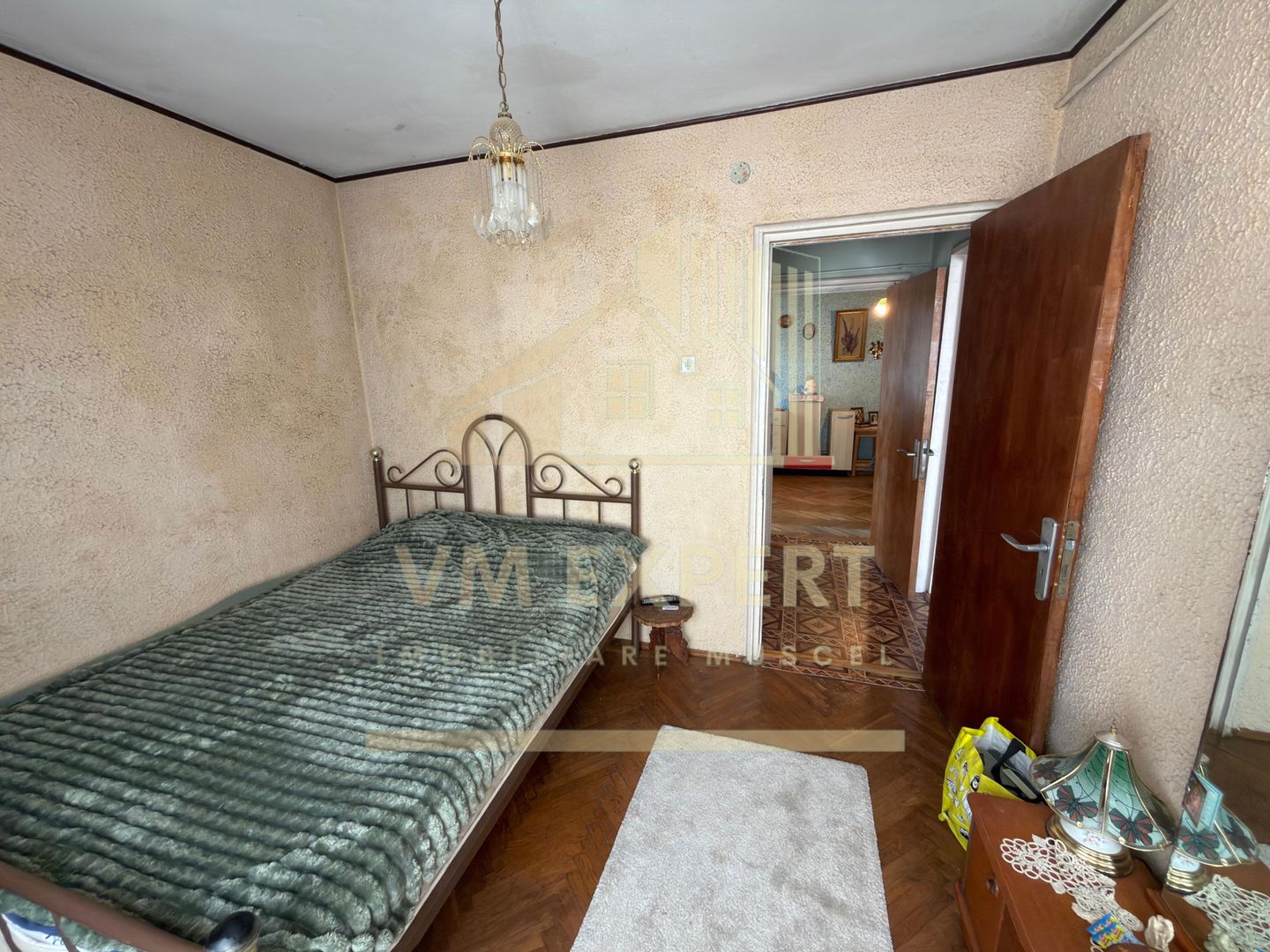 APARTAMENT 3 CAMERE ETAJ 4 CAMPULUNG - Poză 3