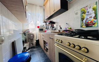 Apartament cu 2 camere de vanzare, Cetate - Poză 2