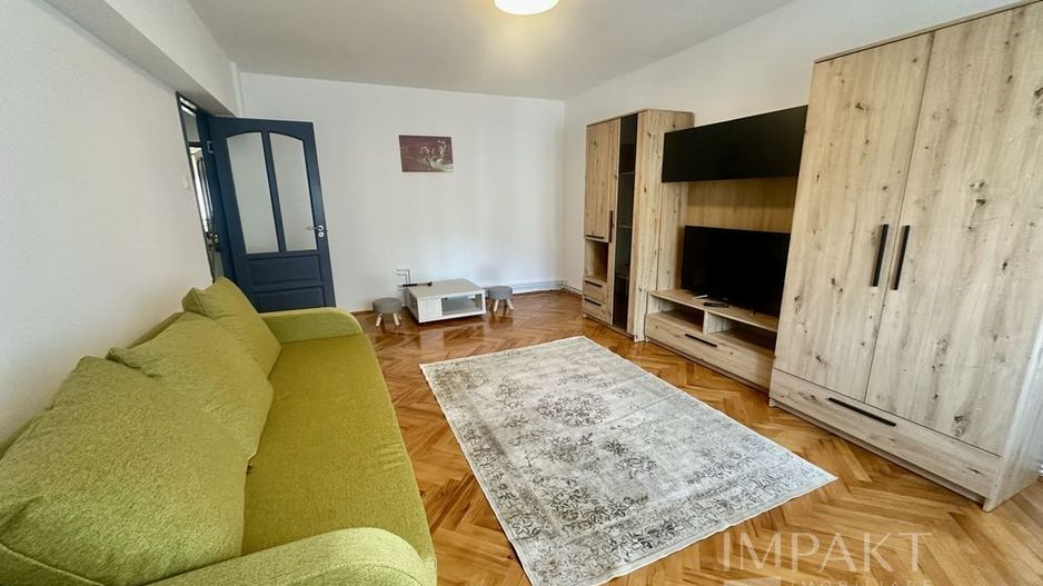Apartament 3 camere de inchiriat, decomandat, loc parcare! - Poză 1