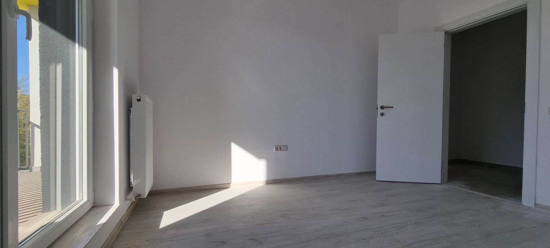 Apartamente 1, 2 si 3 camere Ghencea Sector 5 - Poză 4