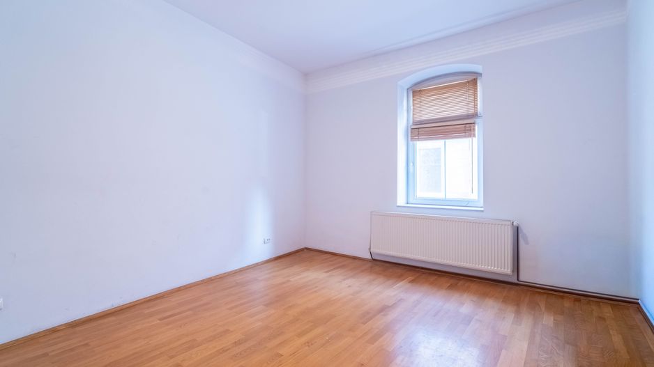 Apartament spațios, Strada Gojdu, Arad, ideal pentru familie - Poză 9