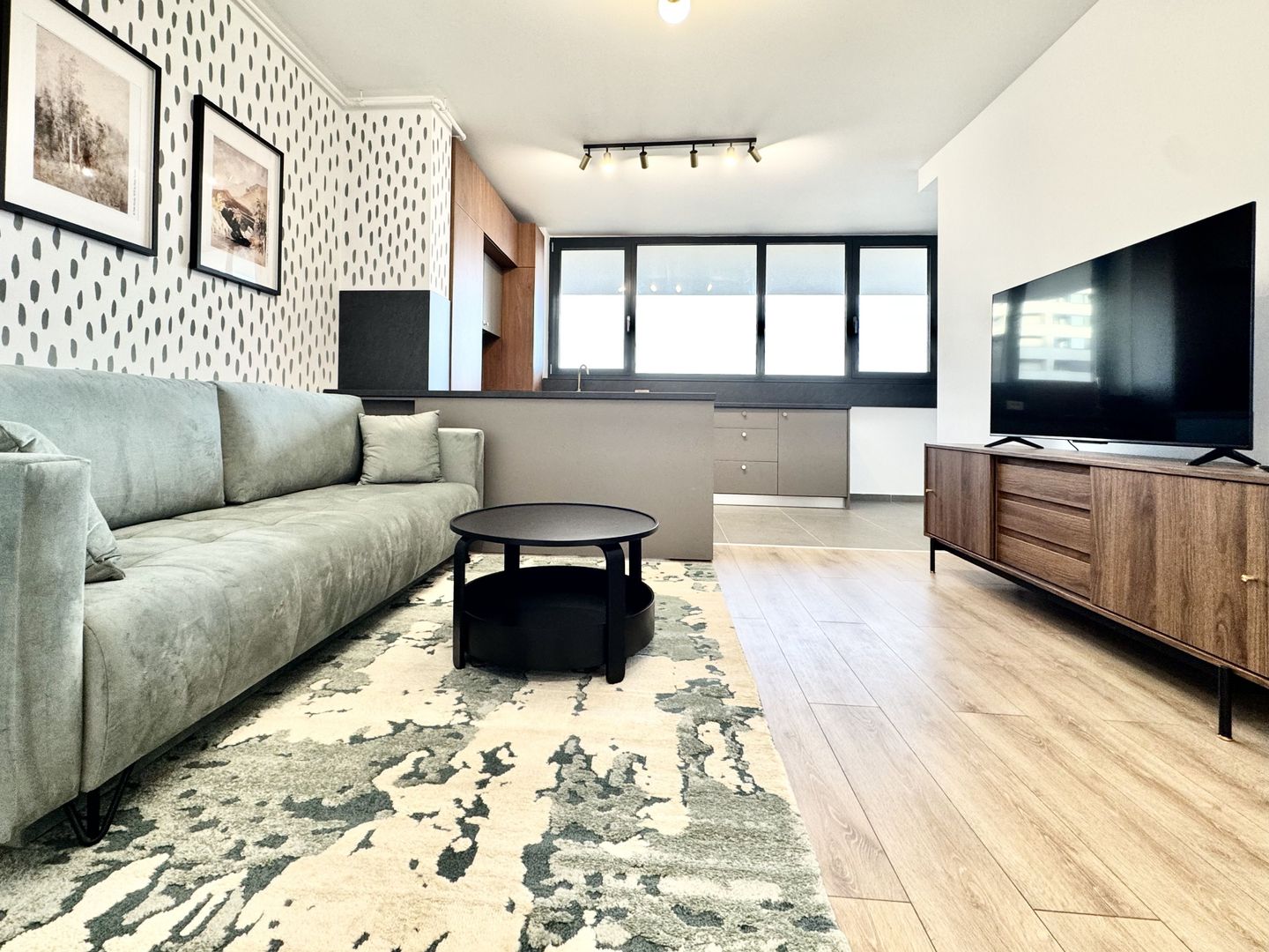 Apartament elegant, prima închiriere, zona Torontalului - XCITY TOWER - Poză 2