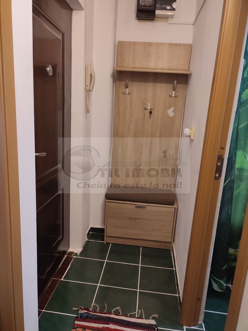 Apartament cu o cameră decomandat – Nicolina 1, Iași - Poză 3