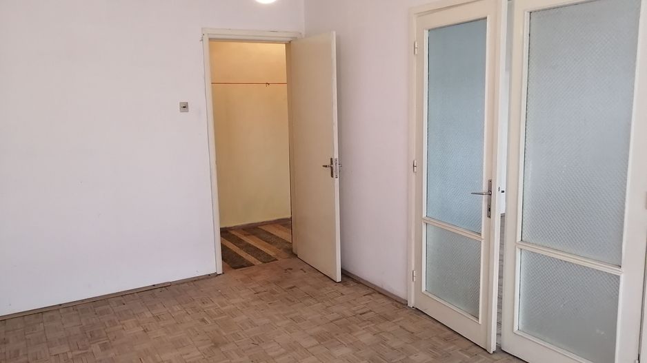 2 camere zona pietei Tractorul - Poză 6