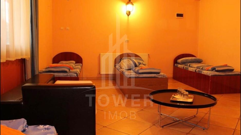 Casa single P+ E , in cartierul Strand - pretabila pentru pensiune sau locuinta - Poză 2