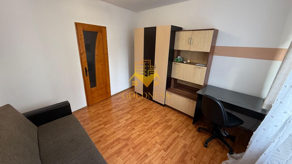 3 camere decomandate, balcon, Centru Piata Abator, Parcul Feroviarilor - Poză 3