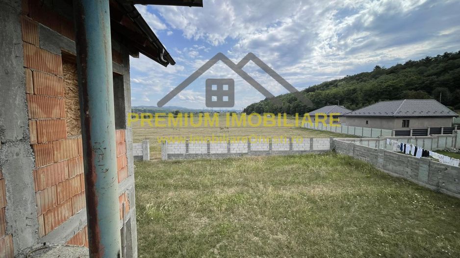 Casa Cartier Andrasesti - la rosu - Poză 4