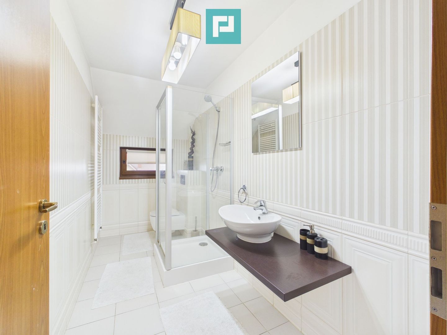 Vila moderna 5 camere Mosnita Noua - Poză 26