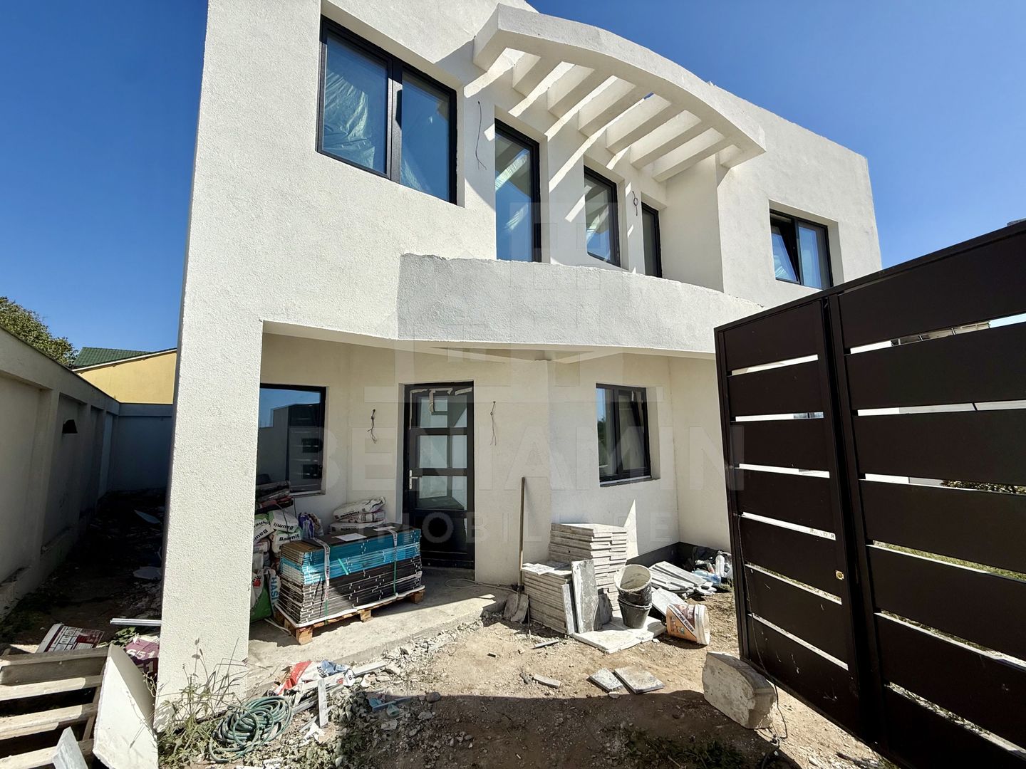 Vila Moderna-Hanul Doctorului-184mp-Finisaje Lux-La cheie-Teren 300mp - Poză 1