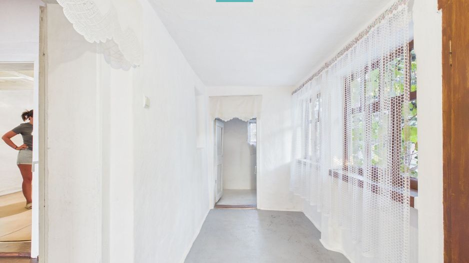 Casă bătrânească cu 4 camere in Pecica - Poză 12
