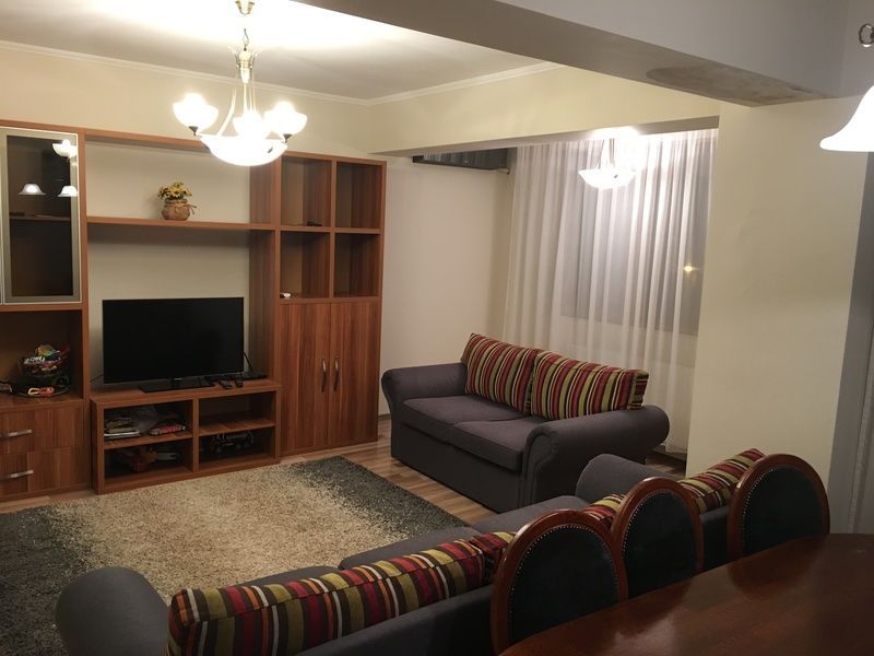 🏡 3 Camere 130 mp | Mobilat Lux | Parcare Subterană | Centrală| Cartier Latin - Poză 2