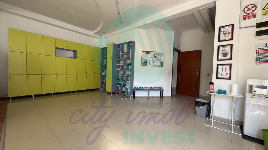 Casă multifuncțională | 330 mp + curte 220 mp - Poză 4