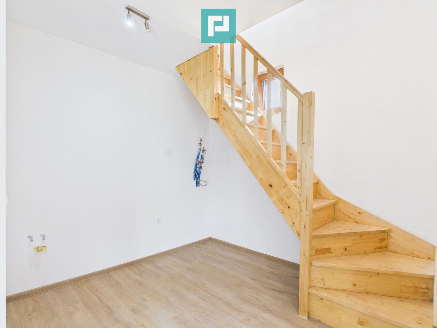 Casă renovată ultracentral | Str. Primăriei - Poză 8