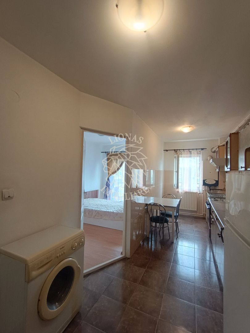 Apartament decomandat 2 camere 50 mp+2 balcoane-etaj 2-Zona Pompieri - Poză 2