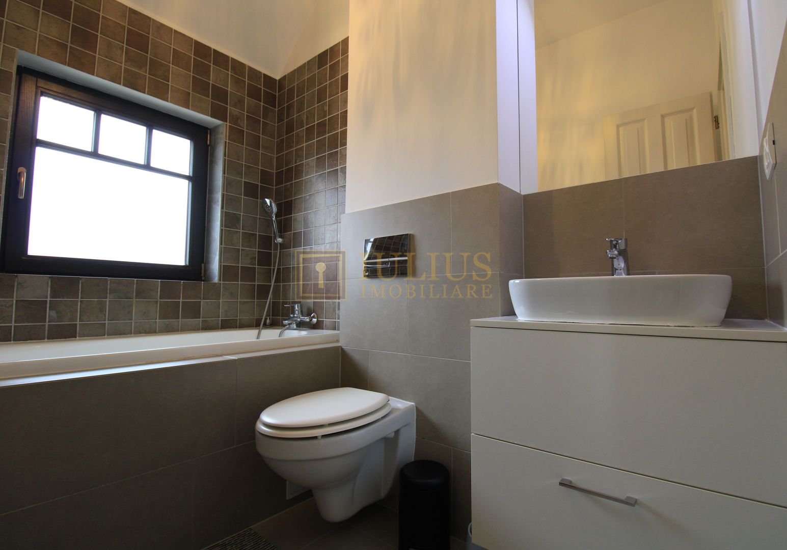 Bloc nou, loc de  parcare-langa Dumbrăvița - Poză 15