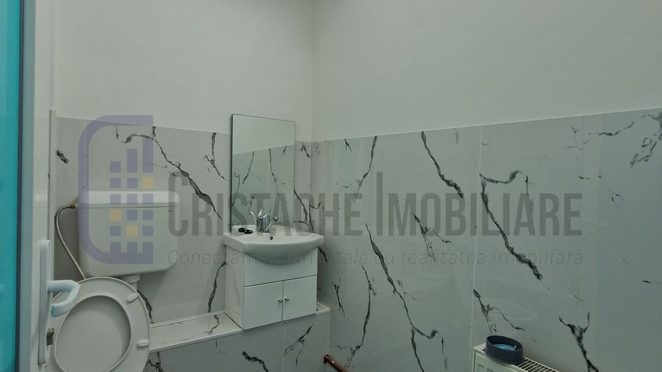 Spatiu comercial renovat si amenajat pentru a fi folosit ca o clinica medicala - Poză 6