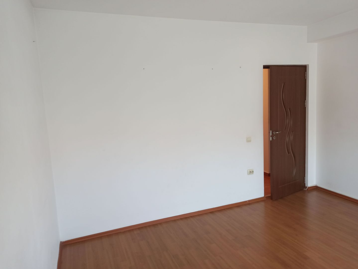 2cam.dec-et.1+parcare+gradina amenajata/15min metrou D.Leonida - Poză 4