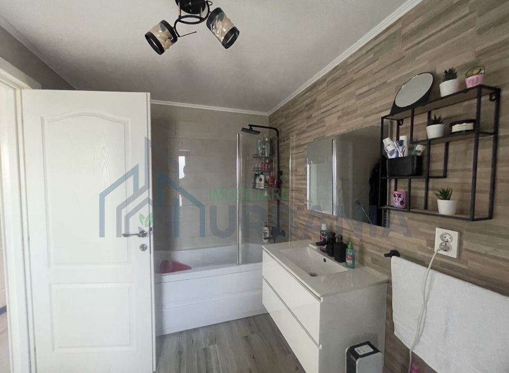Casă triplex mobilată și utilată complet în Horpaz, Miroslava - Poză 4