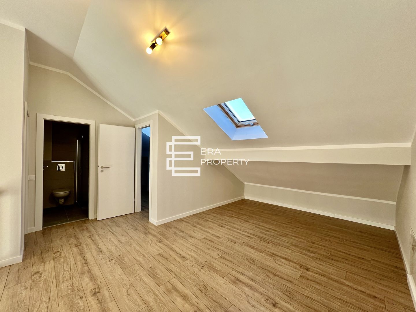 Penthouse 5 camere - 129 mp- terasa 15mp-zona Industriala Vest, Sibiu - Poză 8