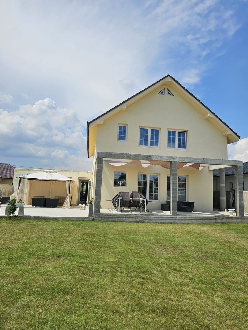 Vila Sanmartin mobilata utilata - Poză 7