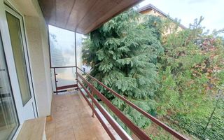 Casa 3 dormitoare, curte 60mp, parcare, langa UMF! - Poză 2