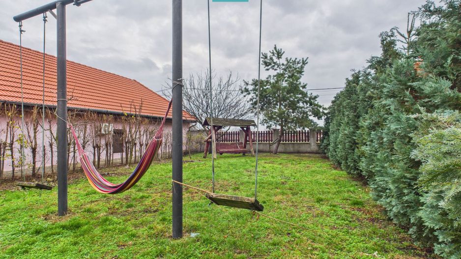 Casă individuală spațioasă, la 10 km de Timișoara - Poză 48