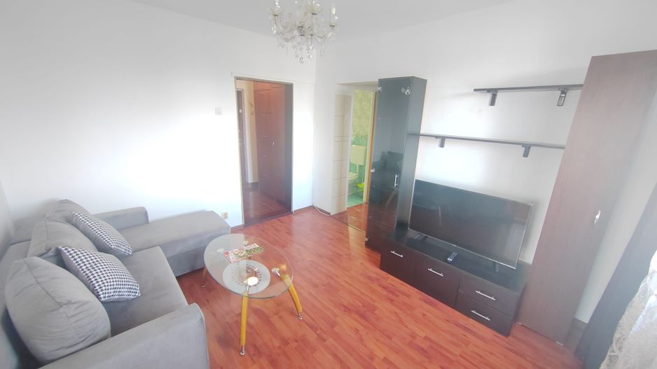 Metrou 1 Decembrie , PARCARE - Poză 2