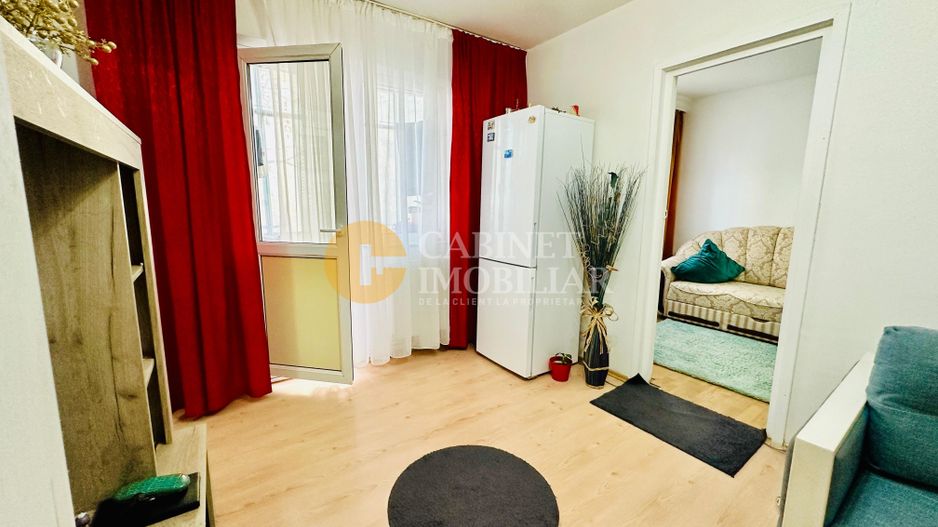 Apartament cu 2 Camere -  Etaj 1 - Zona Alexandru cel Bun - Poză 2