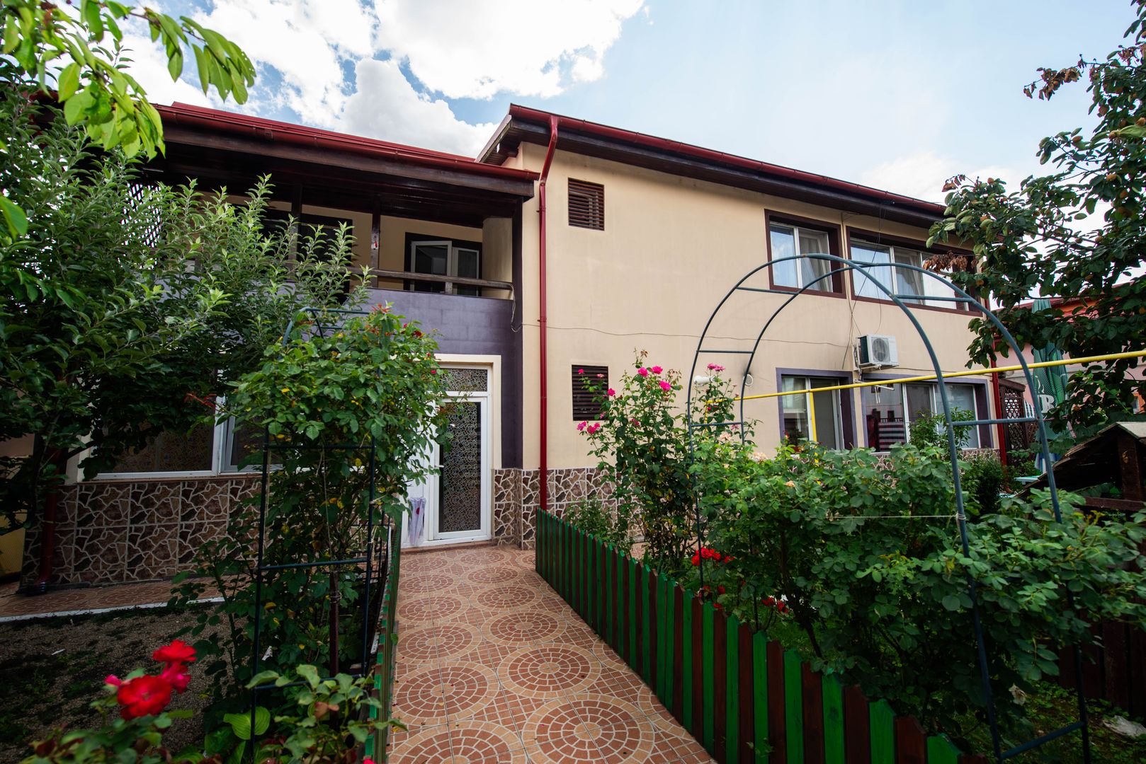 Casa Vila individuala spatioasa cu gradina de vanzare comuna Berceni - Poză 28