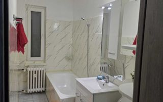 Închiriez garsonieră spațioasă, Auchan Vitan,  plan secund - Poză 6