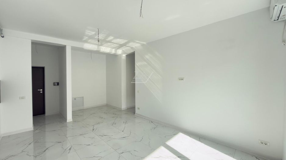 Bloc finalizat. Spatiu pod. Loc de parcare. Clima. - Poză 4