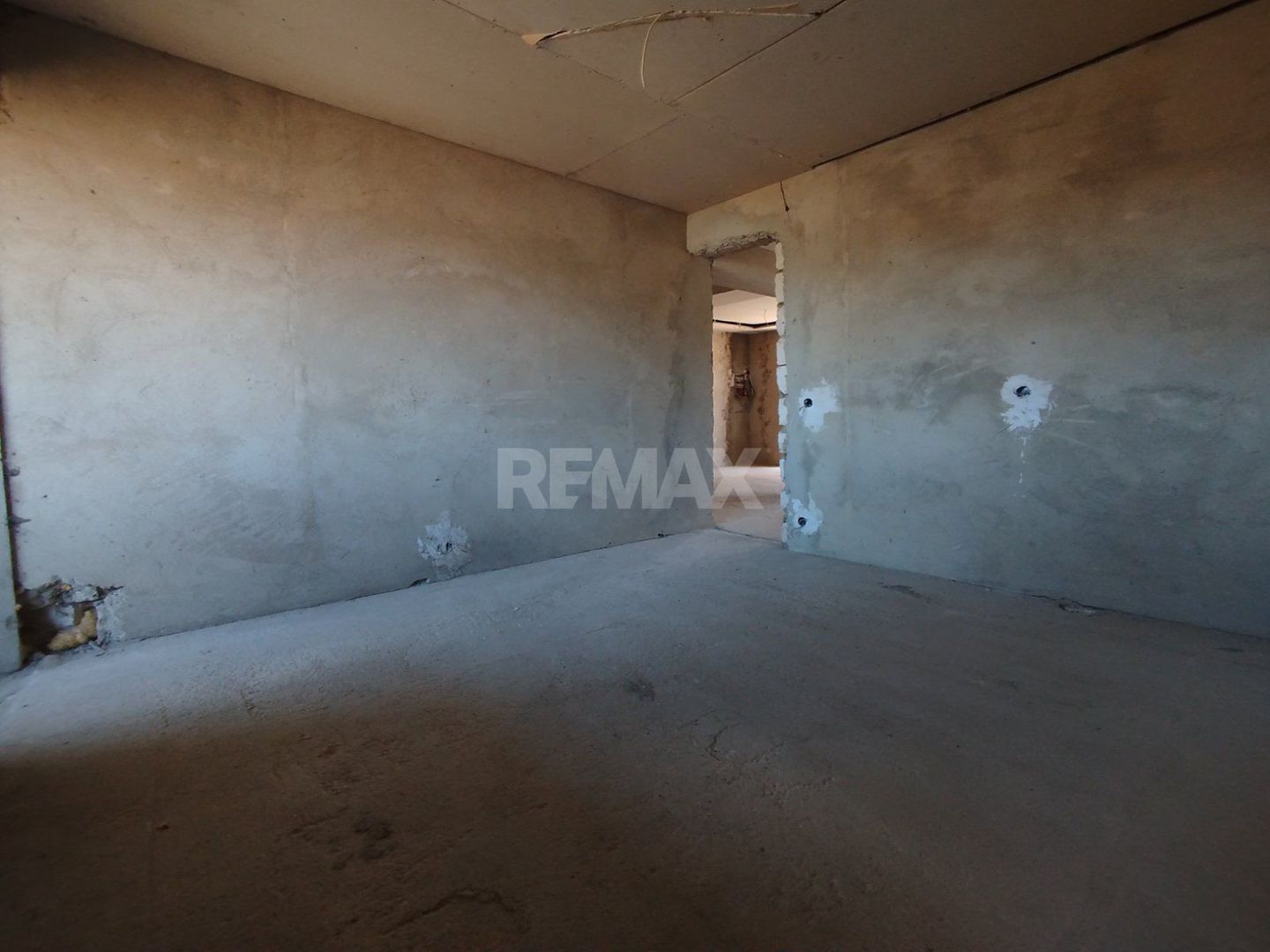 CASĂ CU 2 NIVELE – 136 m² | 4 DORMITOARE | 7 ARI ANENII NOI - Poză 20