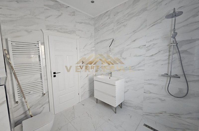 Vila deosebita in comuna Berceni - Poză 12