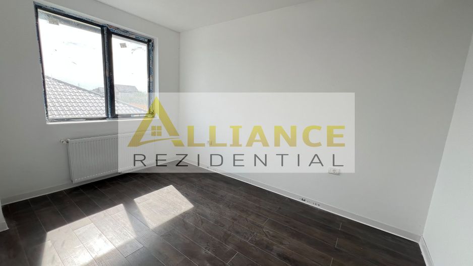 Vila de vanzare-4 camere-2 bai-Teren 350 MP - Poză 9