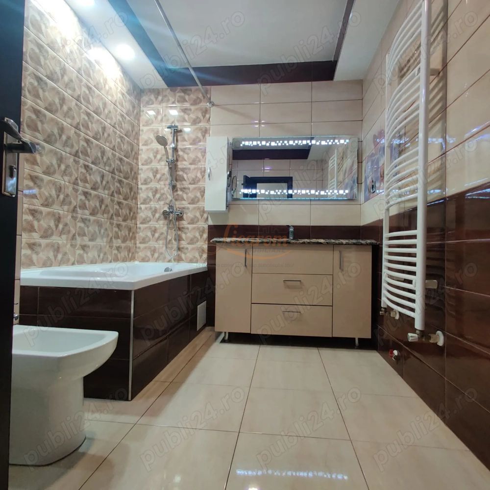 Apartament 3 camere ISARAN etaj intermediar, loc de parcare. - Poză 4