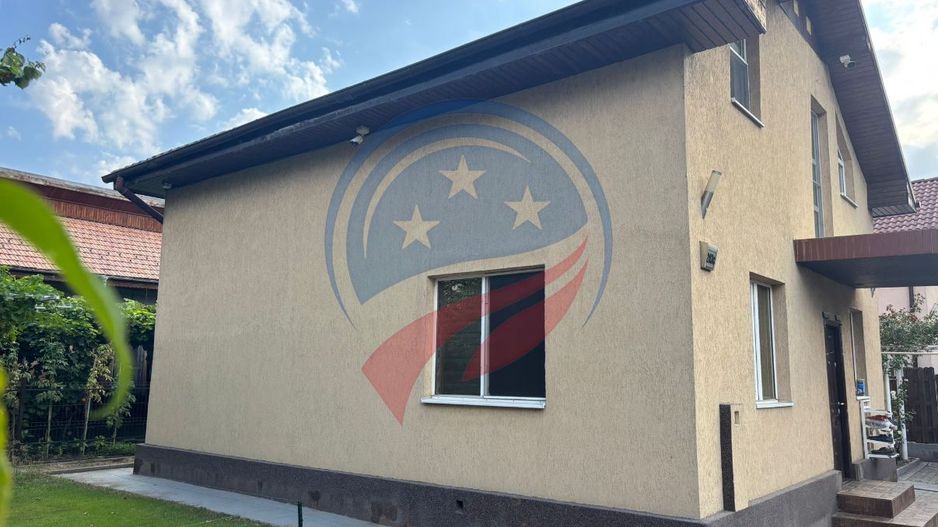 Casă de vânzare – Bld. Nicolae Romanescu, Craiova - Poză 1