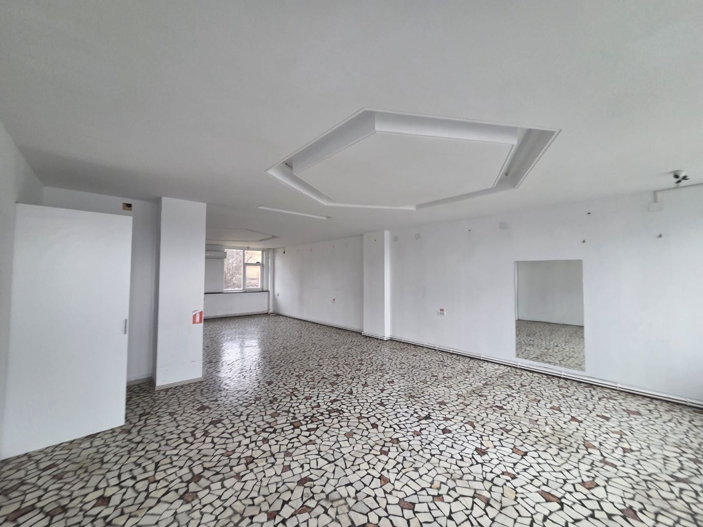 Spatiu comercial de inchiriat ultracentral - Poză 7