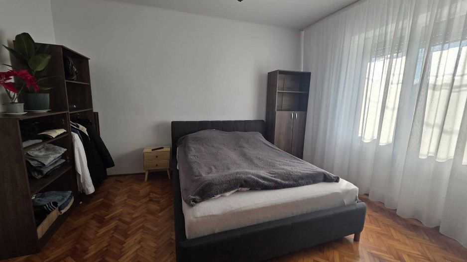 BRASADAS vinde ap 3 cam in zona Piata Mica. - Poză 2