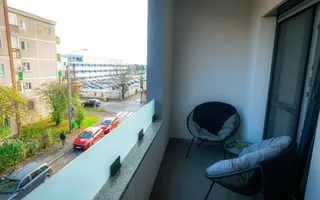 VAND 1/2 CLADIRE CU 6 APARTAMENTE - Poză 12