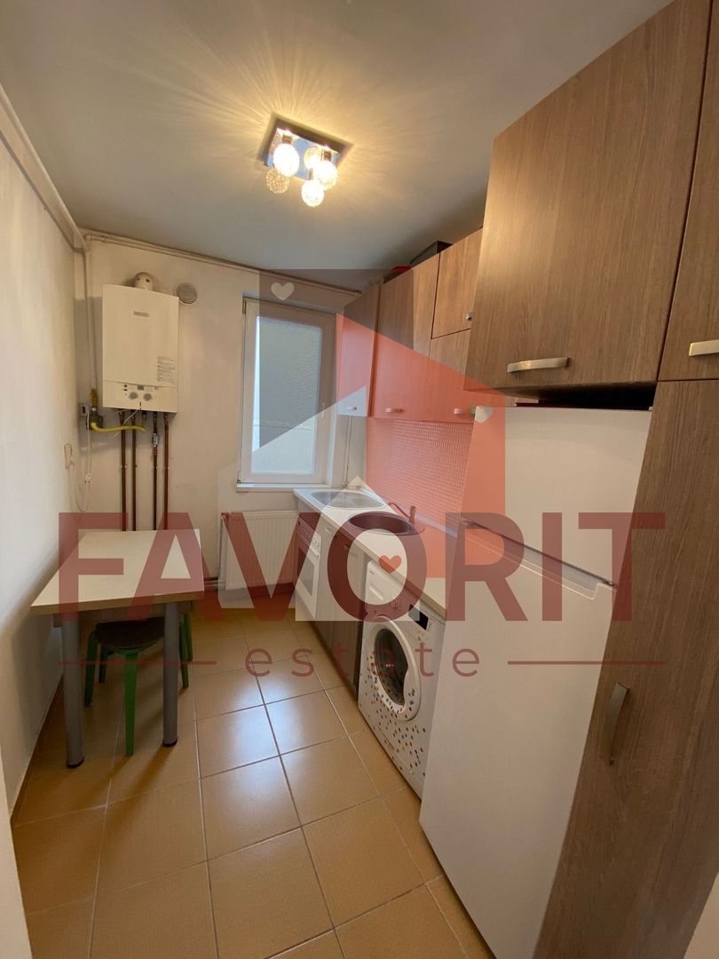 Etaj intermediar. Mobialt si utilat. Cu centrala proprie - Poză 3