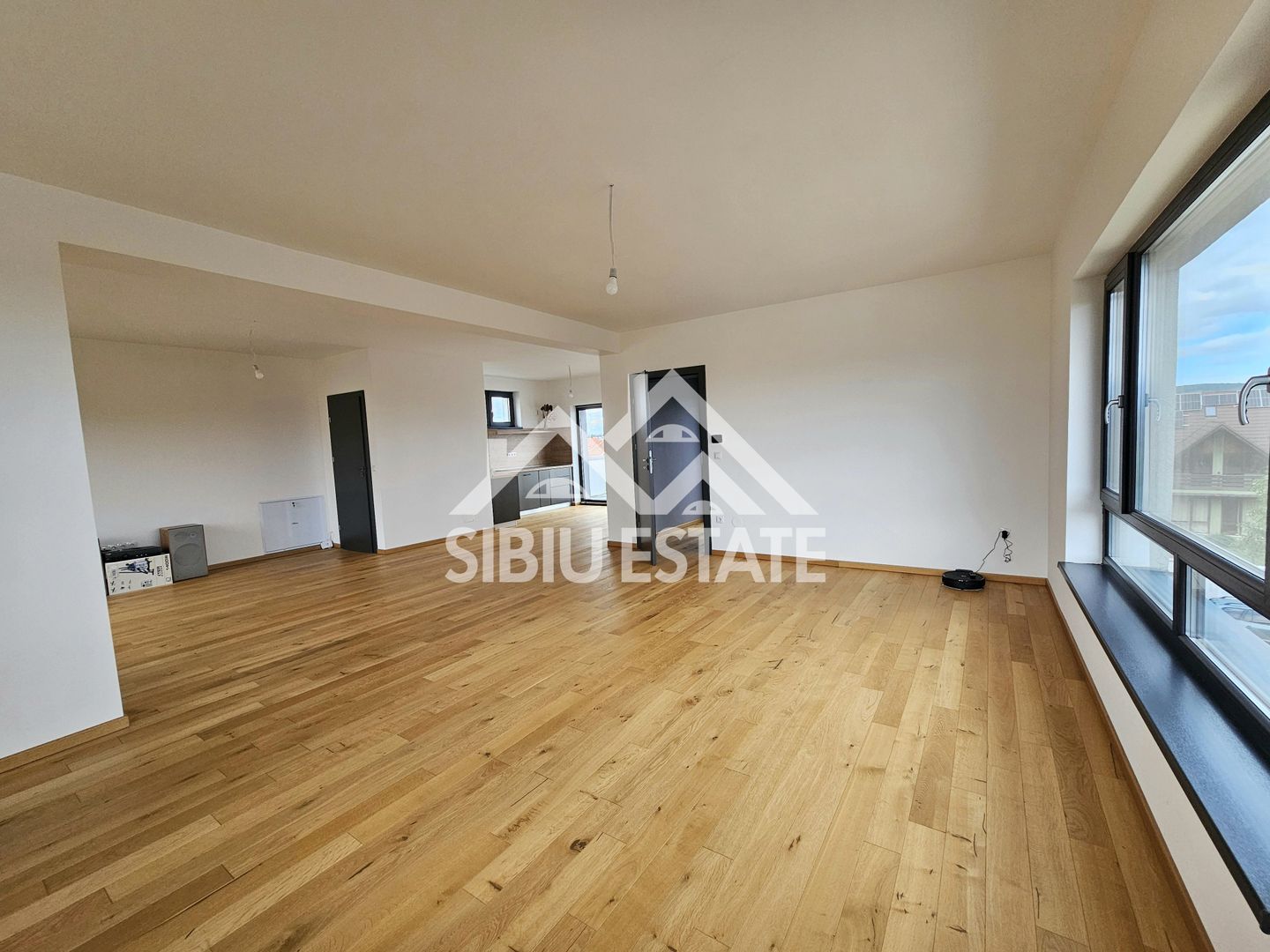 Casa moderna HOME & BUSINESS - Poză 16